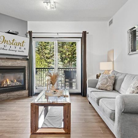 The Mountaineer By Instantsuites Pool & Hottub Canmore Exterior foto