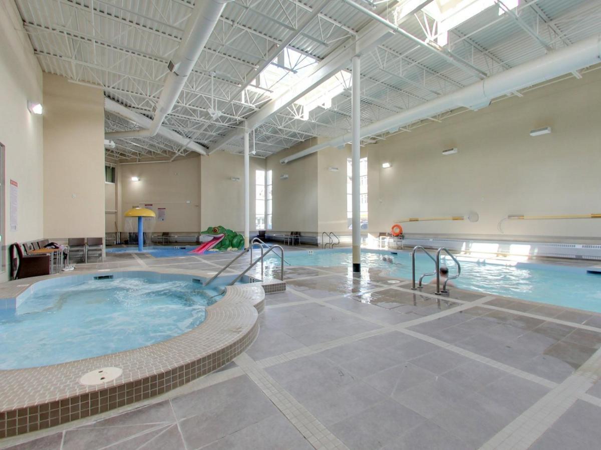 The Mountaineer By Instantsuites Pool & Hottub Canmore Exterior foto